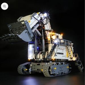 NIB Briksmax LED Lighting Kit For 42100 Liebherr R 9800 Excavator Set